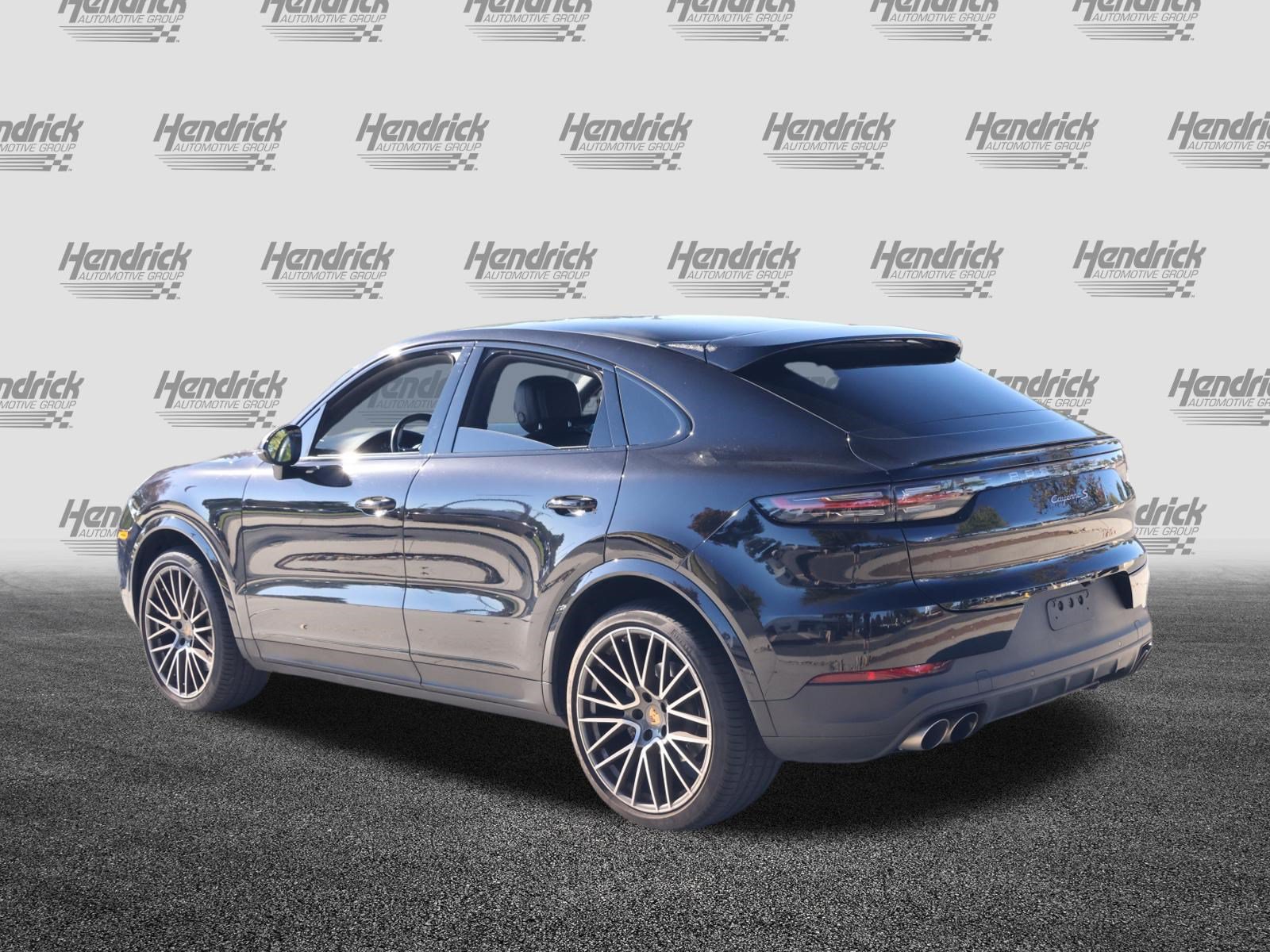 Used 2022 Porsche Cayenne S AWD/4WD image 7