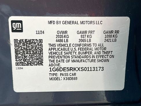 Used 2025 Cadillac CT4 Luxury image 31