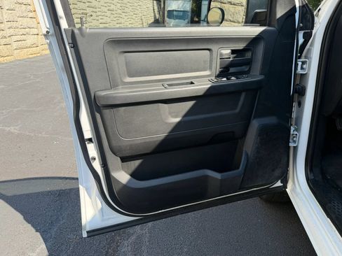 Used 2017 RAM 1500 Tradesman RWD image 24