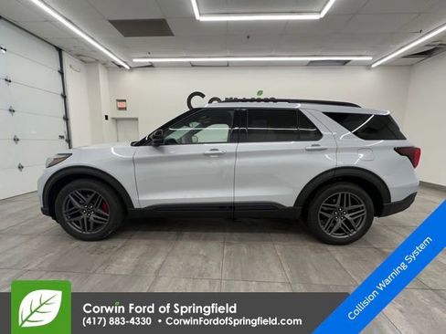 New 2026 Ford Explorer ST w/ Sun And Sound Package image 2