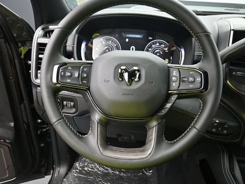 New 2026 RAM 2500 Limited AWD/4WD image 19