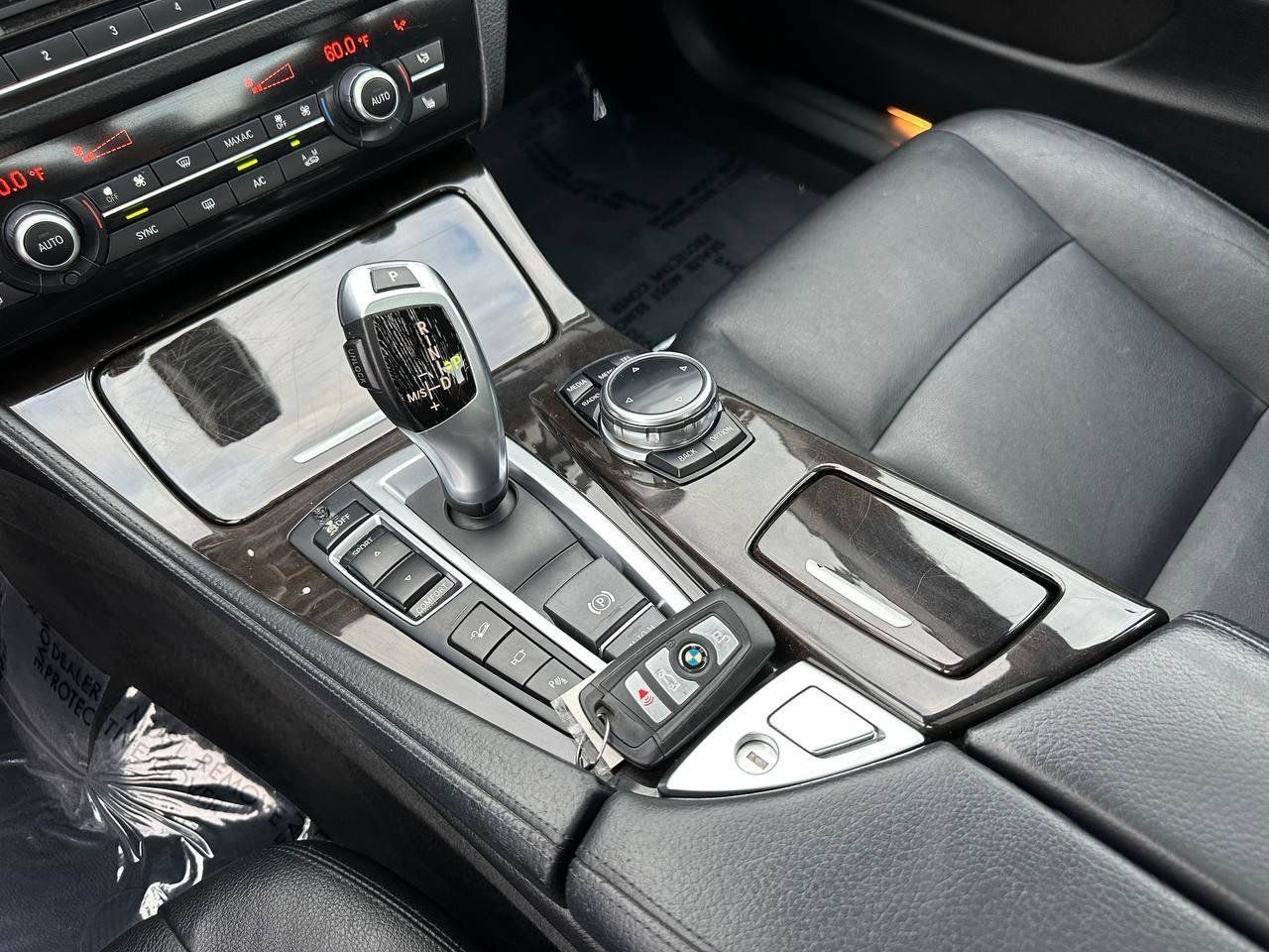 Used 2014 BMW 528i xDrive Sedan AWD/4WD image 45