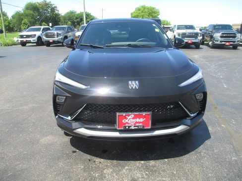 Used 2024 Buick Envista Sport Touring w/ Convenience I Package FWD image 12