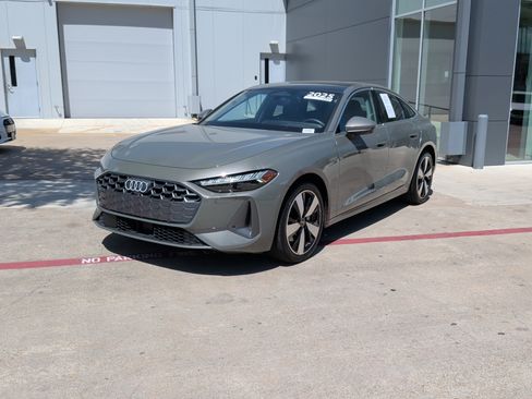 Used 2025 Audi A5 2.0T Premium Plus w/ Premium Plus AWD/4WD image 5