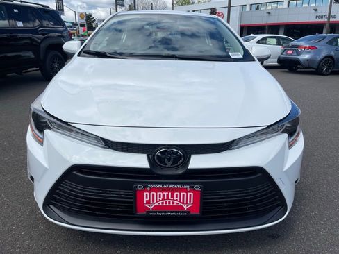 New 2026 Toyota Corolla LE image 3