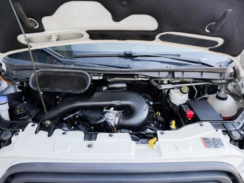 Used 2016 Ford Transit 350 XL image 24