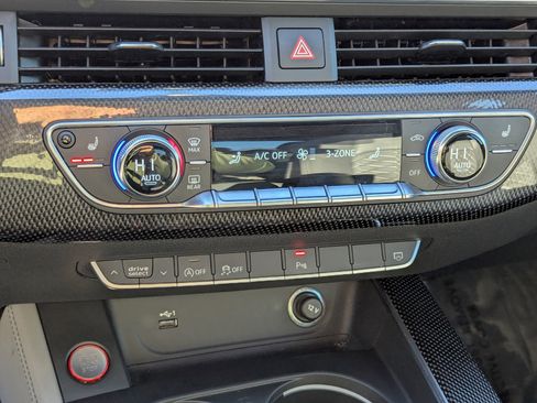 Used 2019 Audi S5 Premium Plus w/ Premium Plus image 25