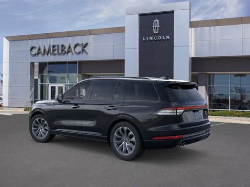 New 2026 Lincoln Aviator AWD w/ Jet Appearance Package image 4