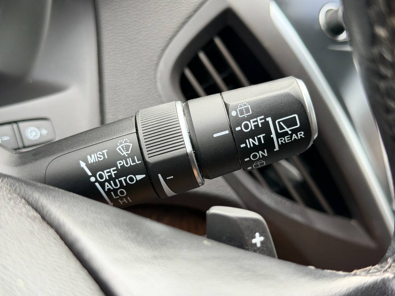 Used 2020 Acura MDX w/ Technology Package FWD image 39