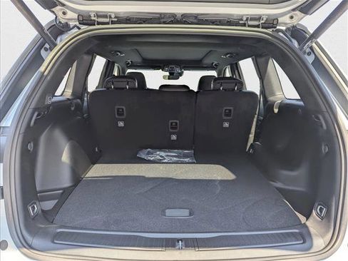 New 2025 Jeep Grand Cherokee Limited w/ Black Appearance Package image 23