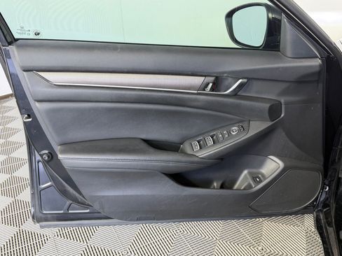 Used 2020 Honda Accord LX image 12