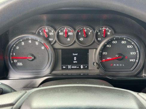 Used 2021 Chevrolet Silverado 2500 Custom w/ Custom Value Package AWD/4WD image 26