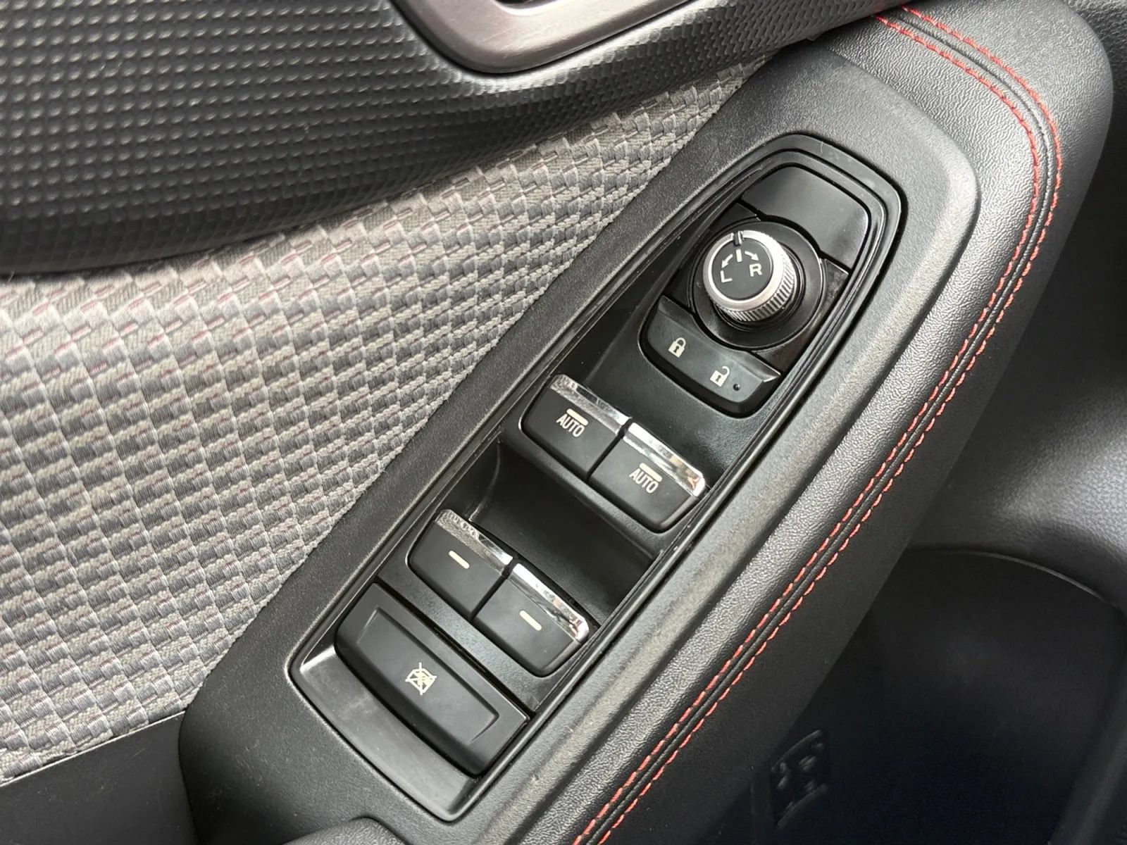 Used 2020 Subaru Forester Sport AWD/4WD image 40