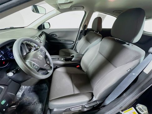 Used 2020 Honda HR-V LX image 19