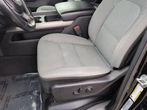 Used 2019 RAM 1500 Big Horn AWD/4WD image 16