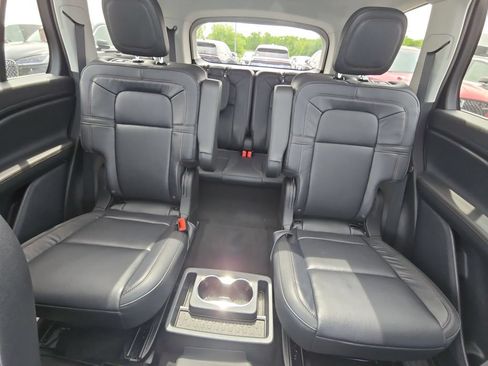 Used 2025 Lincoln Aviator Reserve w/ Equipment Group 201A AWD/4WD image 29