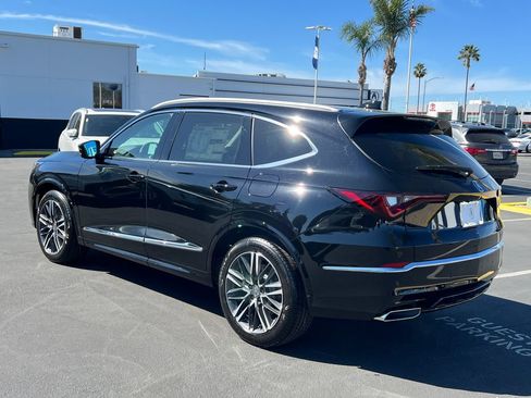 Used 2026 Acura MDX SH-AWD w/ Advance Package image 8