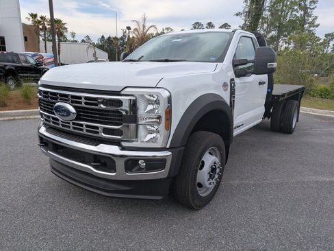 New 2026 Ford F550 4x4 Regular Cab Super Duty w/ XL Chrome Package image 4