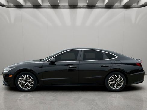 Used 2023 Hyundai Sonata SEL w/ Convenience Package image 2