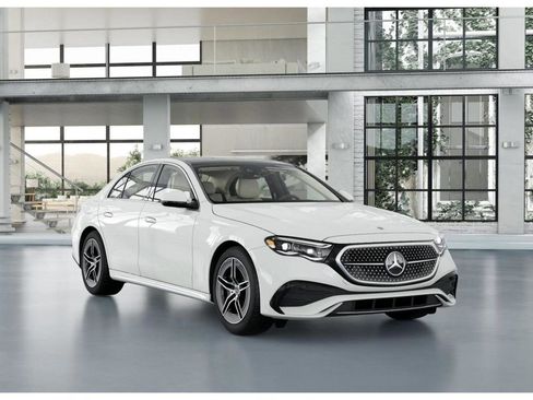 New 2026 Mercedes-Benz E 450 4MATIC Sedan image 10