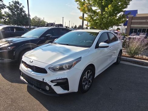 Used 2019 Kia Forte LXS FWD image 10