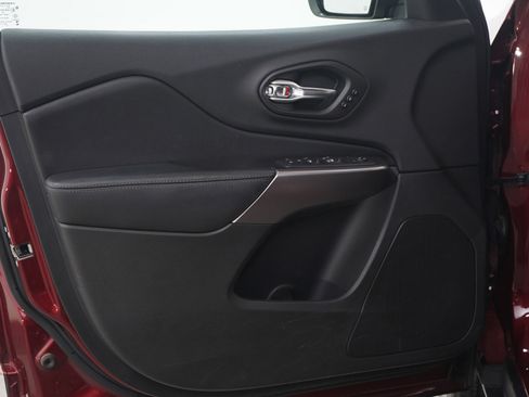 Used 2020 Jeep Cherokee Limited w/ Trailer Tow Group image 20