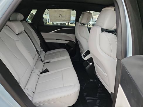 New 2026 Cadillac Lyriq Sport w/ LPO, Floor Liner Package AWD/4WD image 27
