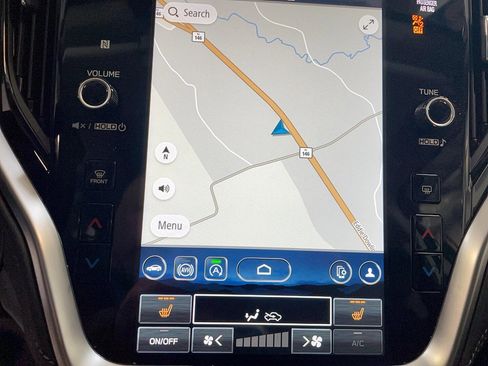 Used 2025 Subaru Outback Limited image 11