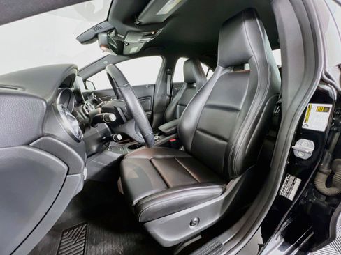 Used 2019 Mercedes-Benz CLA 250 4MATIC image 22