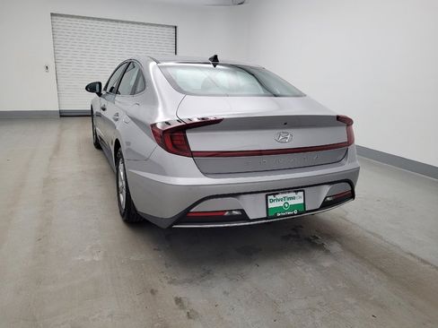Used 2023 Hyundai Sonata SE FWD image 6