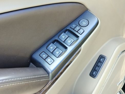 Used 2016 Chevrolet Tahoe LT w/ Luxury Package image 19