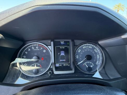 Used 2023 Toyota Tacoma TRD Off-Road w/ Technology Package image 23