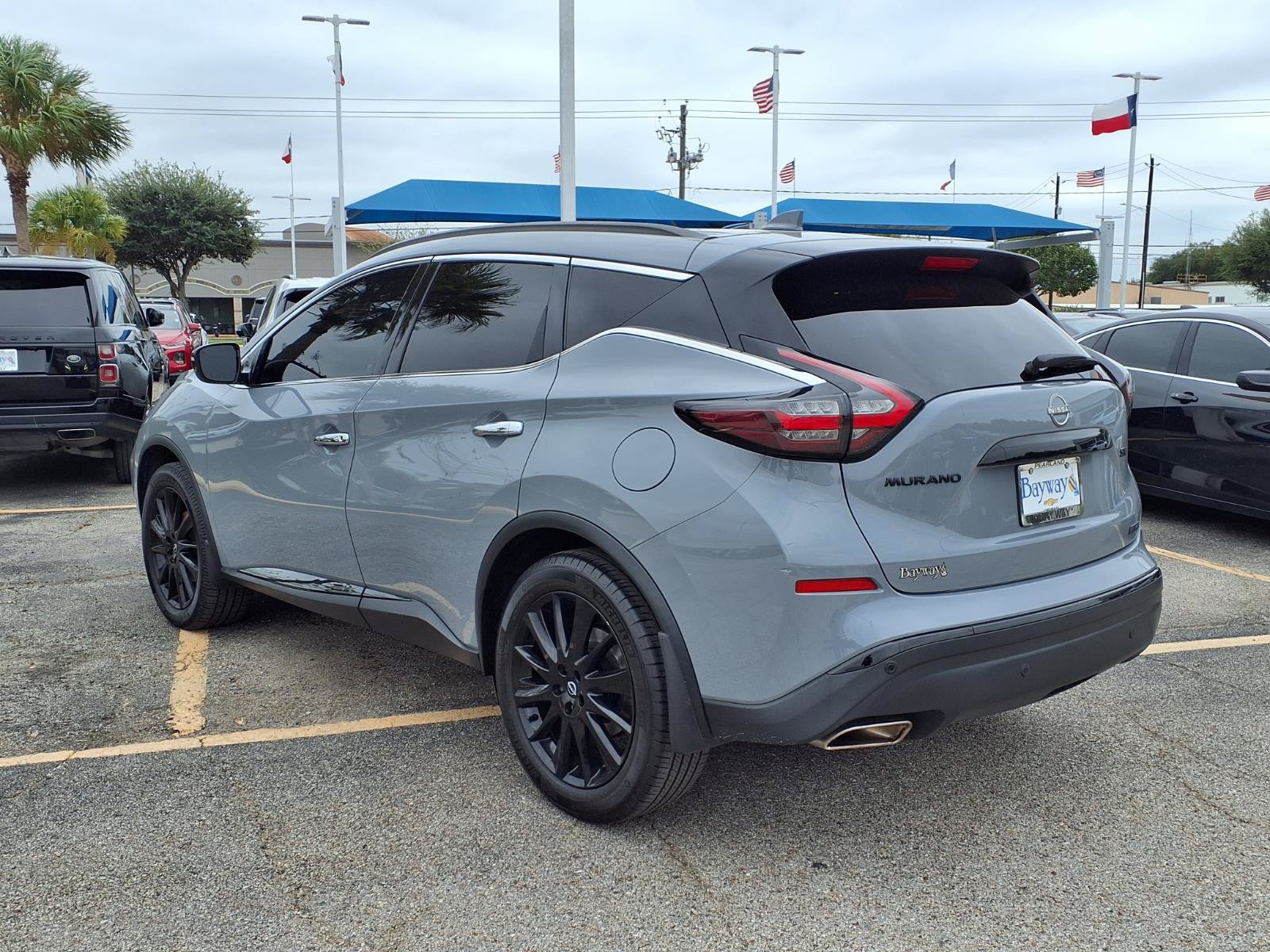 Used 2023 Nissan Murano SV w/ SV Midnight Edition Package FWD image 23