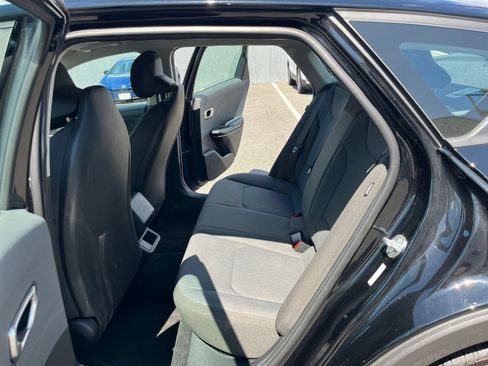 Used 2025 Kia K4 FWD image 26