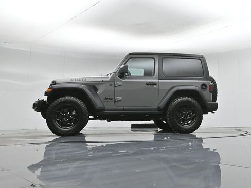 Used 2023 Jeep Wrangler Willys image 8