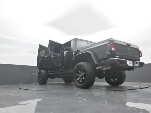Used 2021 Jeep Gladiator Sport AWD/4WD image 47