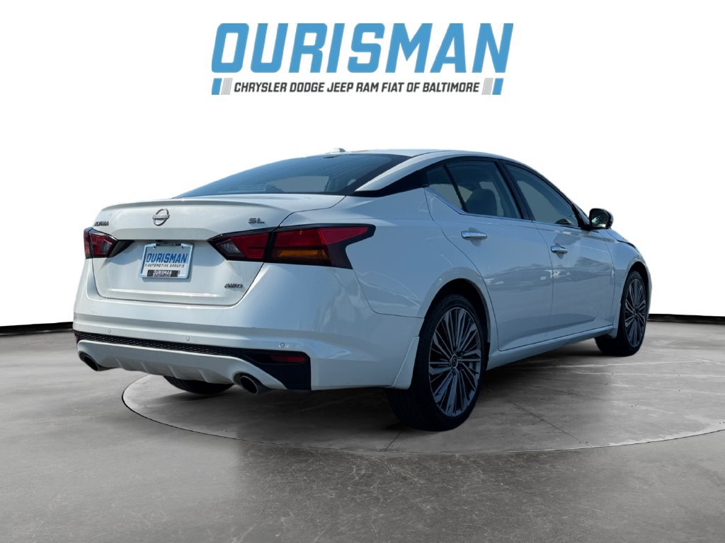 Used 2024 Nissan Altima 2.5 SL AWD/4WD image 6