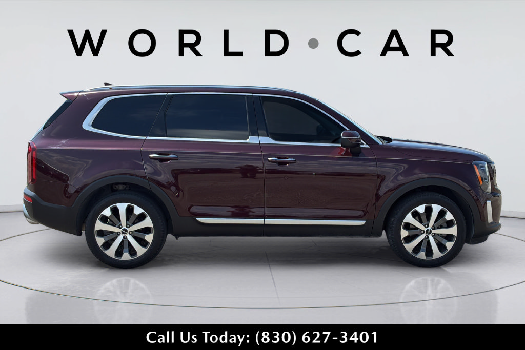 Used 2022 Kia Telluride S FWD image 3