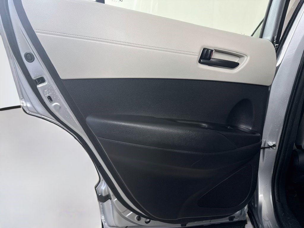 Used 2025 Toyota Corolla Cross L FWD image 24