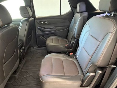 Certified 2023 Chevrolet Traverse High Country w/ LPO, Floor Liner Package AWD/4WD image 18