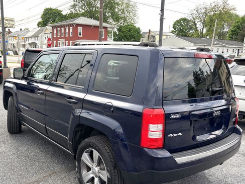 Used 2017 Jeep Patriot High Altitude AWD/4WD image 4