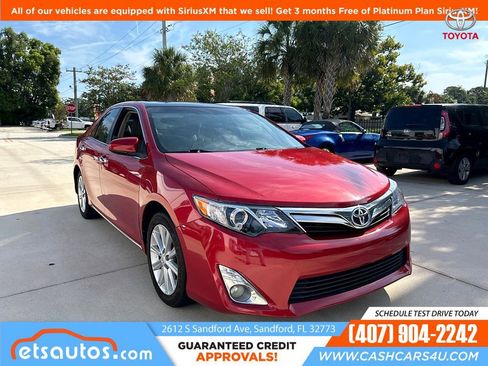 Used 2012 Toyota Camry XLE image 3