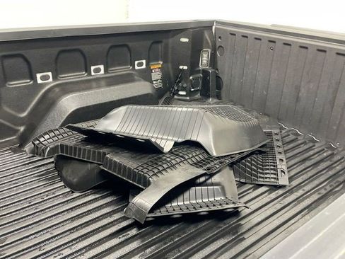 Used 2021 Chevrolet Silverado 1500 Custom image 22