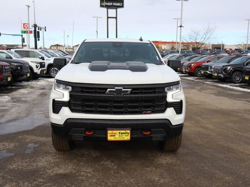 Certified 2022 Chevrolet Silverado 1500 LT Trail Boss w/ Convenience Package II image 2