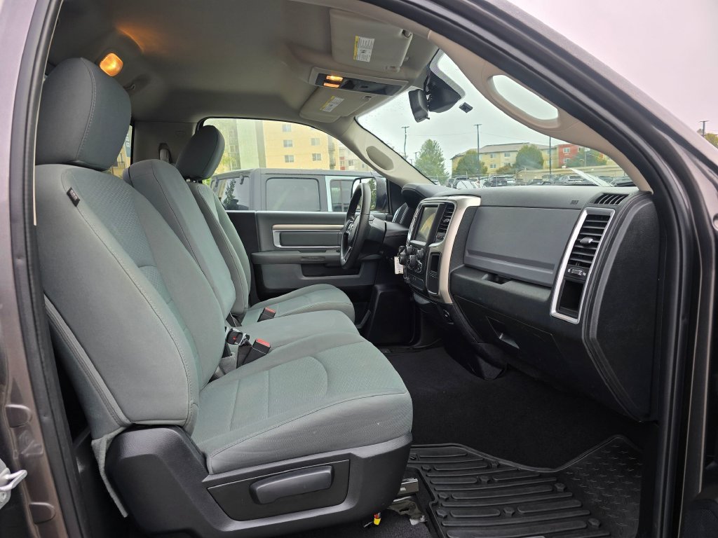 Used 2015 RAM 1500 Classic SLT w/ Trailer & Traction Group AWD/4WD image 12