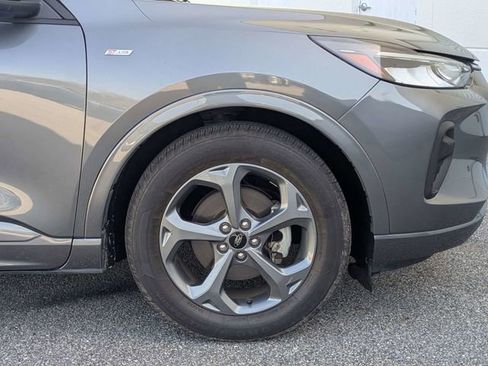 Used 2023 Ford Escape ST-Line image 11