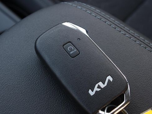 New 2026 Kia Seltos S image 17