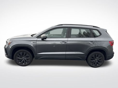 Certified 2023 Volkswagen Taos S FWD image 4