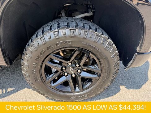 Used 2022 Chevrolet Silverado 1500 LT Trail Boss w/ LT Trail Boss Premium Package AWD/4WD image 37