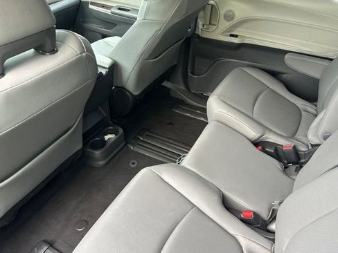 Certified 2023 Toyota Sienna XLE image 16